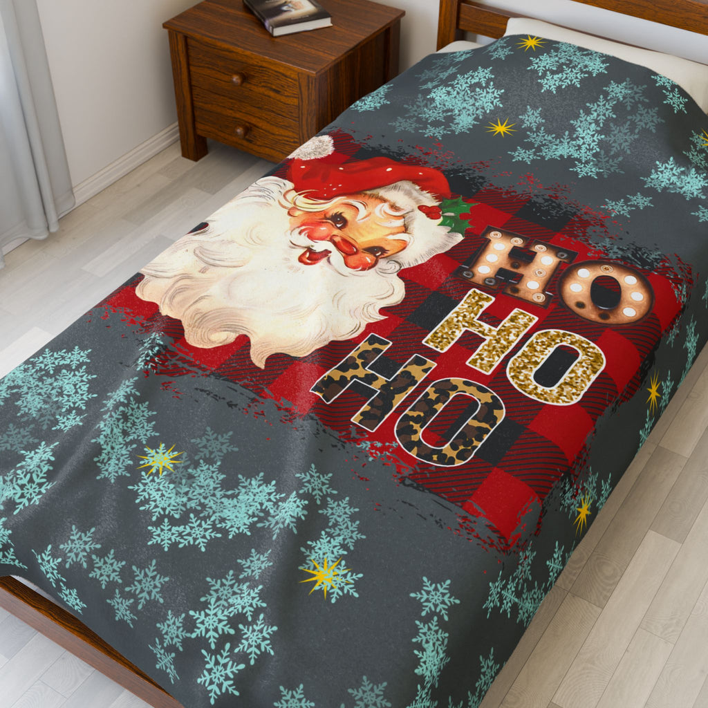 Vintage Santa 'Ho Ho Ho' Velveteen Plush Christmas Blanket — Cozy Holiday Throw