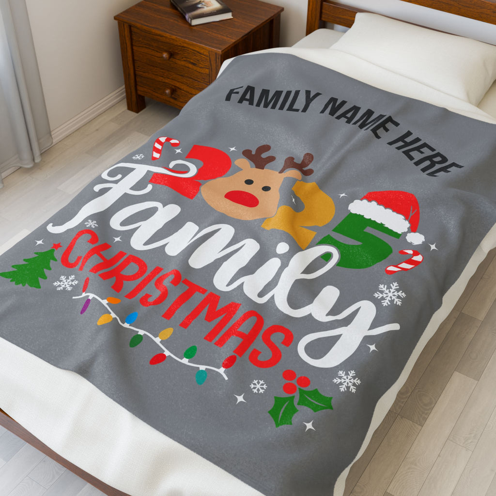 Personalized 2025 Family Christmas Blanket — Custom Name Holiday Plush Throw
